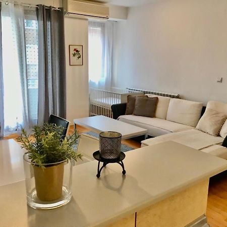 First Choice Apartment Skopje Esterno foto